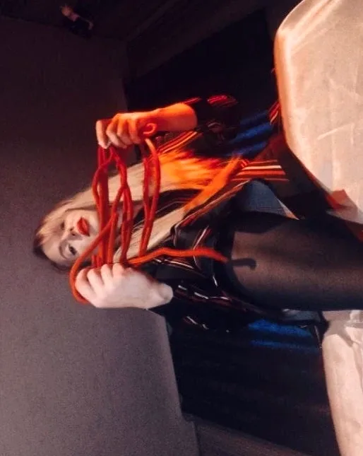 Jessica, 29
